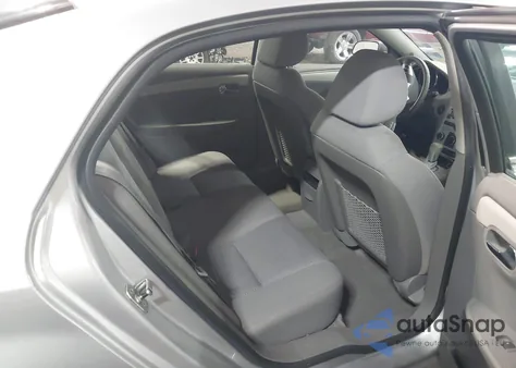 2011 Chevrolet Malibu Ls z USA, uszkodzony, nr VIN 1G1ZB5E11BF123251